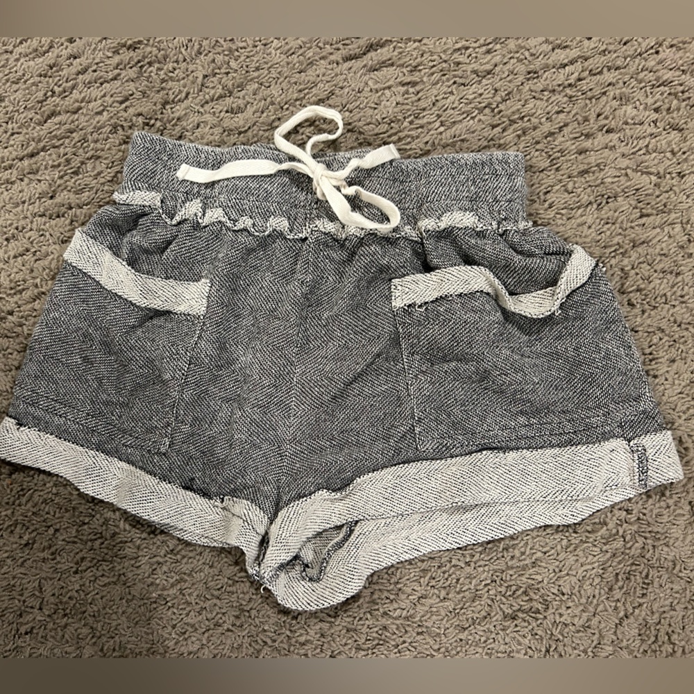 Mustard Seed Monochrome Knit shorts sz small